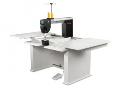 Bernina Q 20 mit Tisch