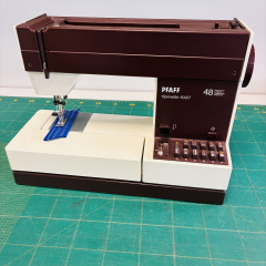 Gebrauchtmaschine Pfaff tipmatic 1037