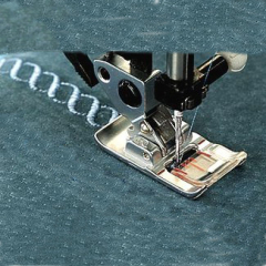 Pfaff Zierstichfu 2A